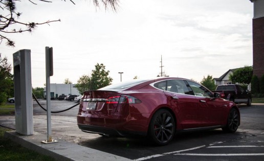 2015 Tesla Model-S P85D