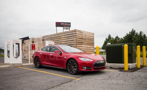 2015 Tesla Model-S P85D