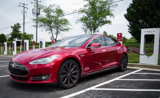 2015 Tesla Model-S P85D