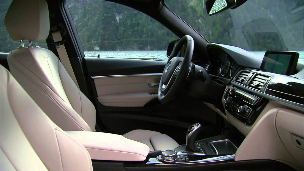 2016 BMW 340i sedan interior