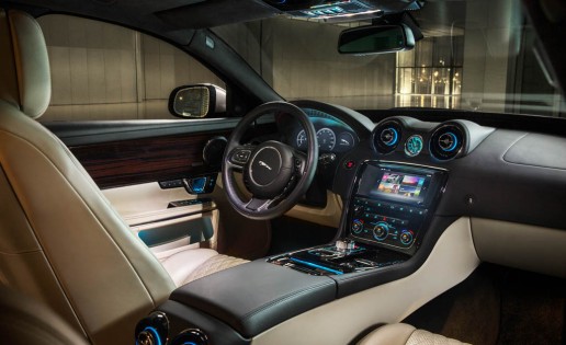2016 Jaguar XJR