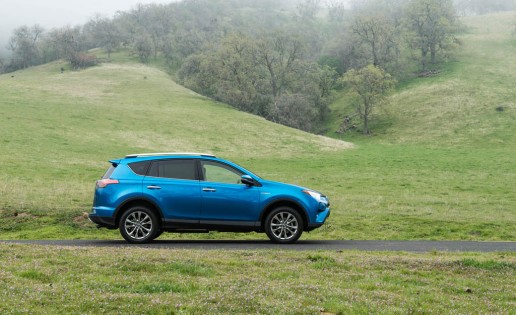 2016 Toyota RAV4 hybrid