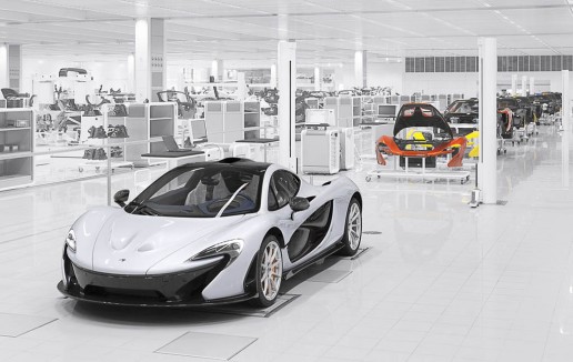  McLaren builds the last P1 hybrid supercar