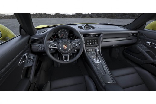 Porsche 911 Turbo S facelift interior