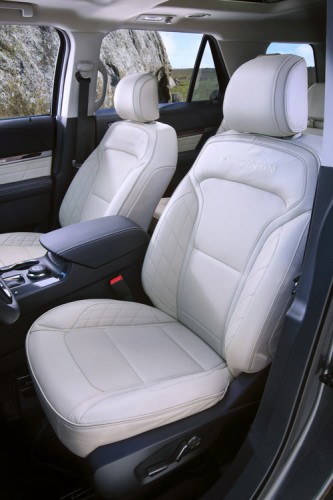 2016 Ford Explorer Interior