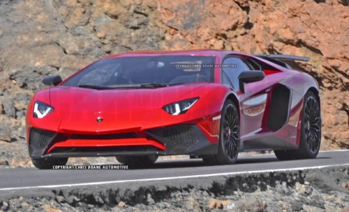 2016 Lamborghini Aventador SV spy-photo