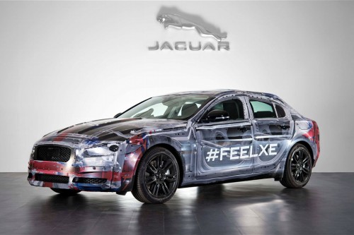 2016 jaguar xe wrapped chassis