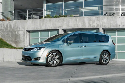 2017 Chrysler pacifica hybrid