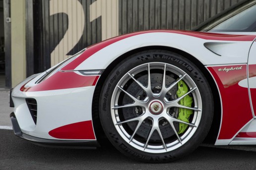 2015-porsche-918-spyder-front-wheels-02