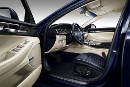 2017 Genesis G90