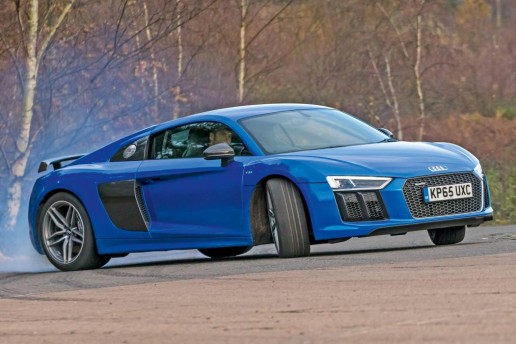 Audi R8 v10 plus