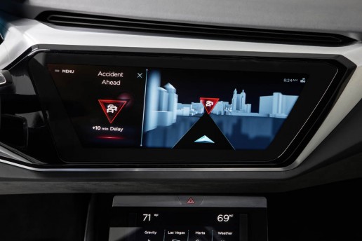 Audi e-tron quattro concept Display
