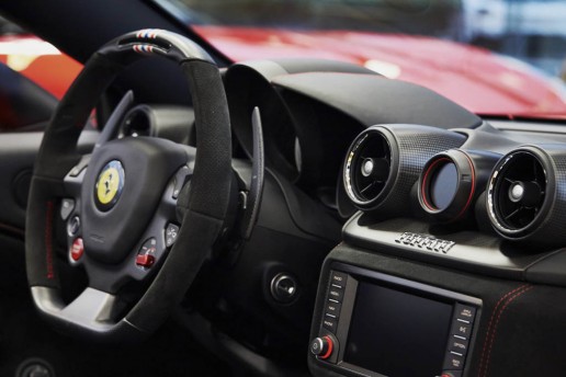 Ferrari California T Tailor Made treatment