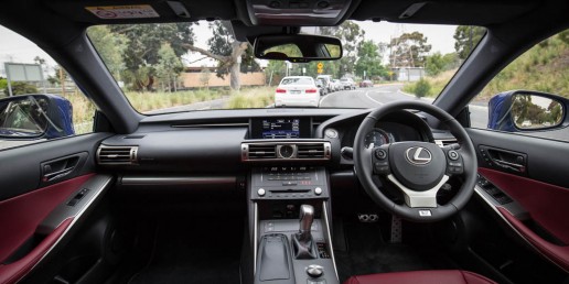 2015-luxury-sedan-comparison-mercedes-benz-jaguar-bmw-lexus-7