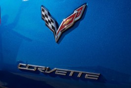 2016-Chevrolet-Corvette-Stingray-coupe-Z51-209