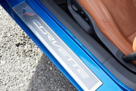 2016-Chevrolet-Corvette-Stingray-coupe-Z51-217