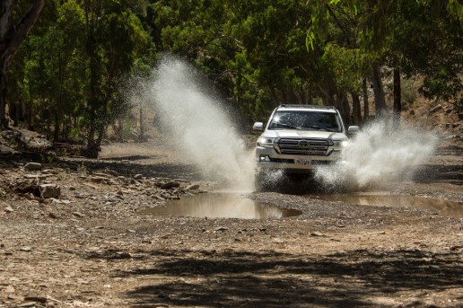 2016 Toyota Land Cruiser