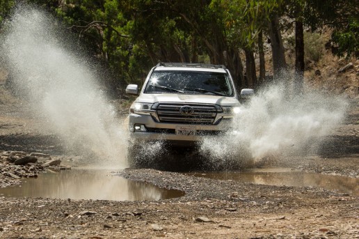 2016 Toyota Land Cruiser