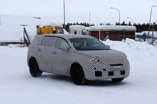 2017 Peugeot 6008 spied