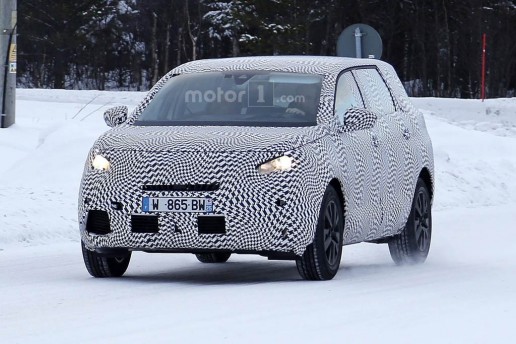 2017 Peugeot 6008 spied