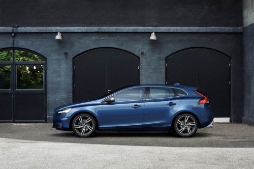 2017 Volvo V40