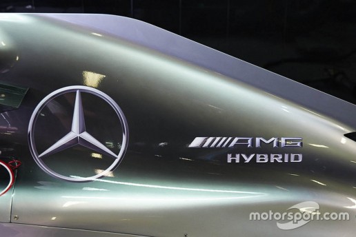 Mercedes-AMG F1 W07 hybrid