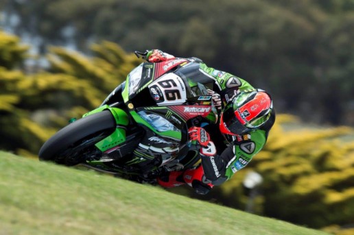 Polesitter-Tom-SYkes-roudn-one-Phillip-Island