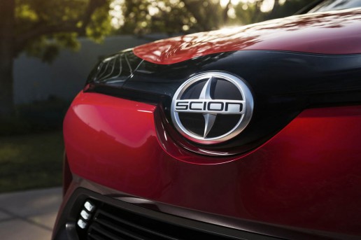 Scion-C-HR-concept-badge