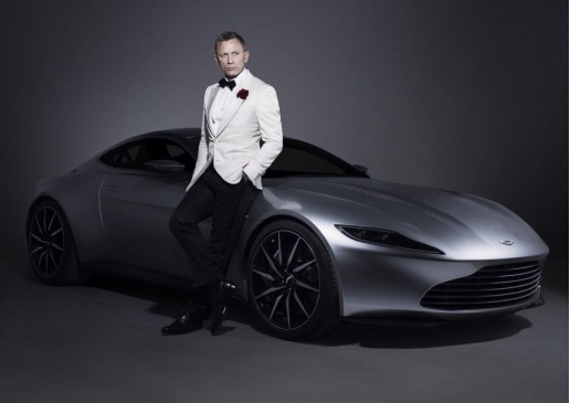 Aston-Martin DB10