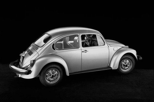 1976-Volkswagen-Beetle-rear-three-quarter