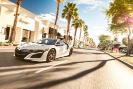 2017-Acura-NSX-front-three-quarter-in-motion-23