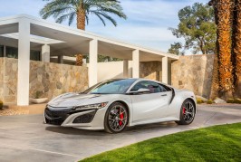 2017-Acura-NSX-front-three-quarters