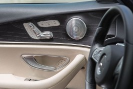 2017-Mercedes-Benz-E300-door-trim-panel
