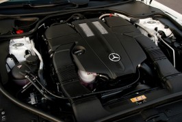 2017-Mercedes-Benz-SL450-140