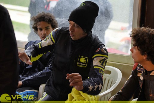 7-Valentino-Rossi-teaching