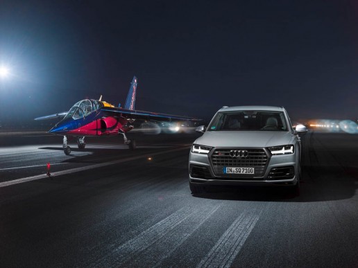 Audi SQ7 TDI vs Red Bull Alpha Jet