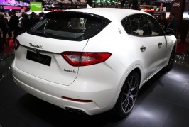 Maserati-Levante-2