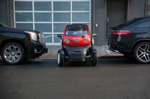 Nissan-New-Mobility-concept-front-end-parked