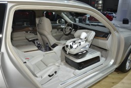 Volvo-XC04-Exc