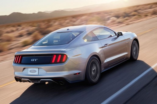 2015-Ford-Mustang-rear-three-quarter1