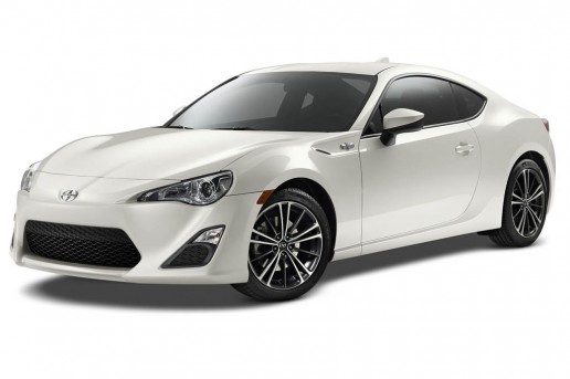 2015-Scion-FR-S-front-three-quarter