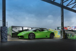 2016-Lamborghini-Huracan-Spyder-front-three-quarter-03