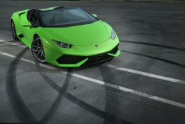 2016-Lamborghini-Huracan-Spyder-front-three-quarter-07