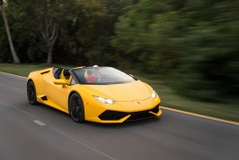 2016-Lamborghini-Huracan-Spyder-front-three-quarter-in-motion-07-3