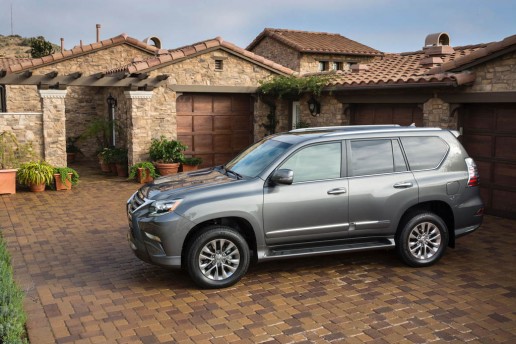 2016-Lexus-GX-460-side-profile