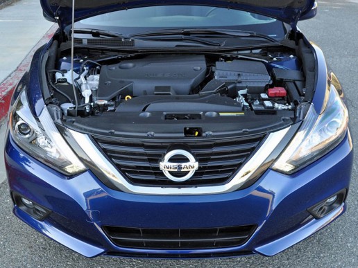 2016-nissan-altima-2.5-sr-engine_720