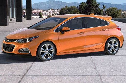 2017-Chevrolet-Cruze-Hatchback-front-side-view