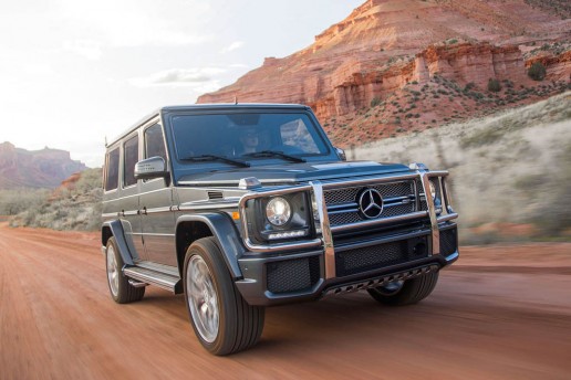 2017-Mercedes-AMG-G65-front-three-quarter-in-motion-08