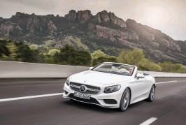 2017-Mercedes-Benz-S550-Cabriolet-front-three-quarter-in-motion