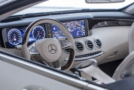 2017-Mercedes-Benz-S550-Cabriolet-interior-02